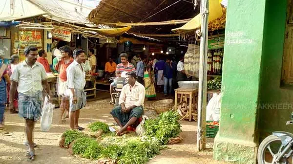 150 years old Gandhi market to be recovered! Merchants forgive!